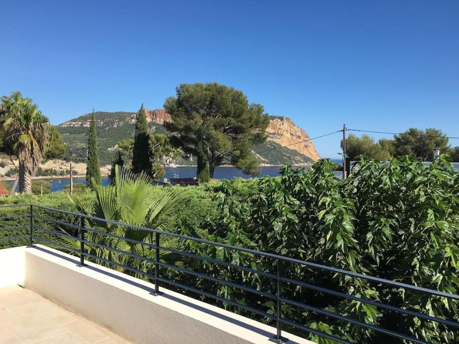 Cassis Calanques, 2 Pieces Grande Terrasse Vue Mer Luaran gambar